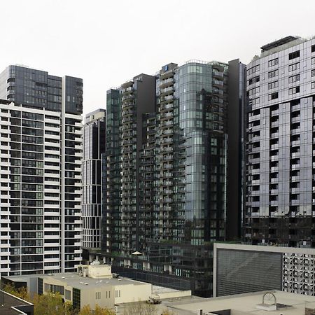 Apartment Next To Public Station, Boxhill Central, 2 Bedrooms, Free Parking And Wifi Box Hill Exterior photo