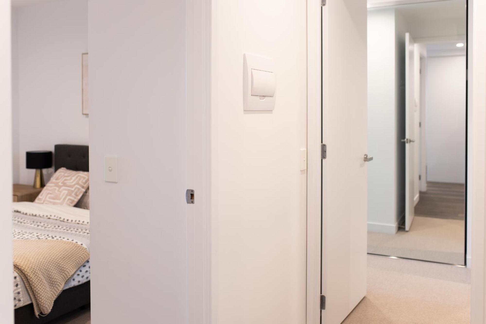 Apartment Next To Public Station, Boxhill Central, 2 Bedrooms, Free Parking And Wifi Box Hill Exterior photo