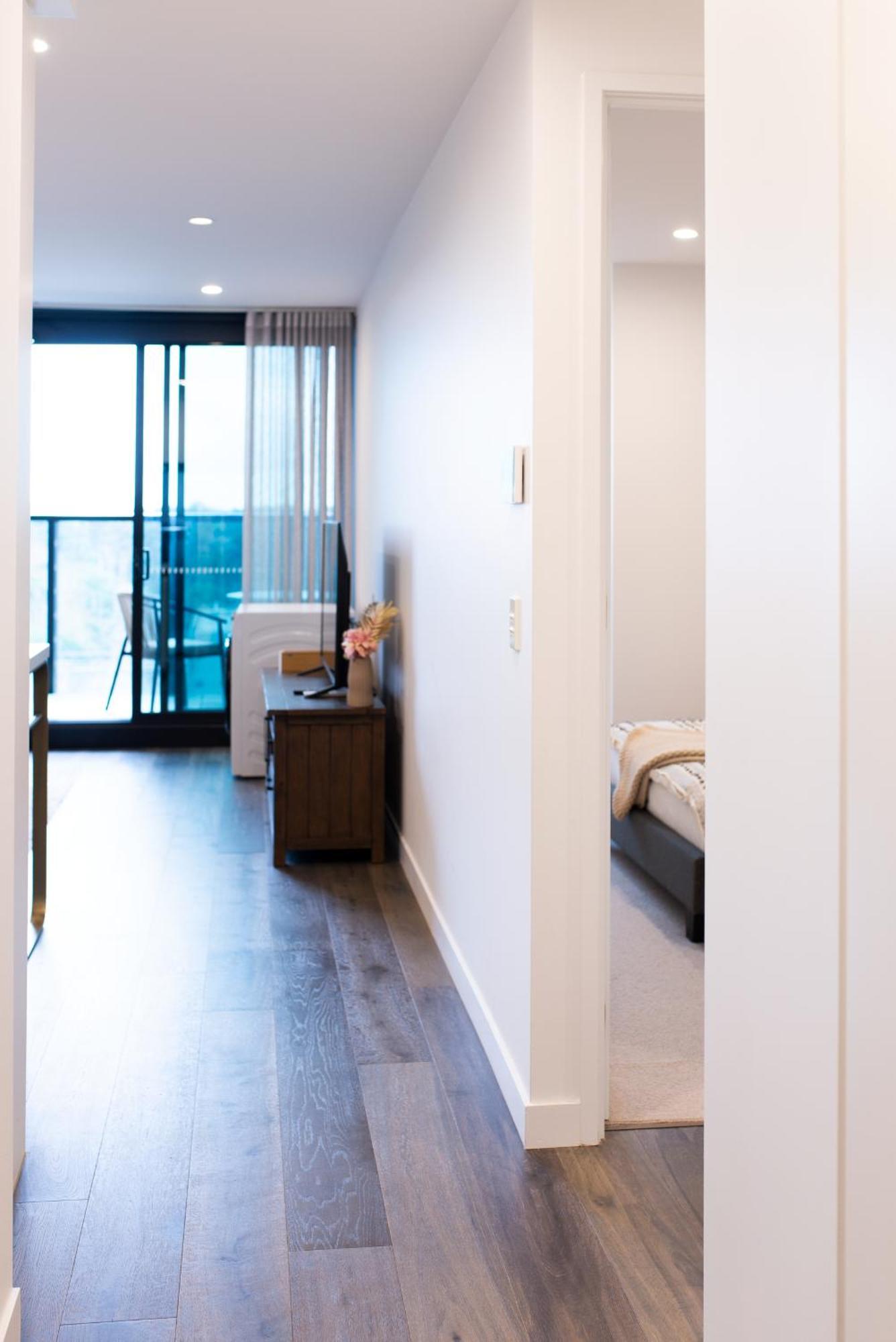 Apartment Next To Public Station, Boxhill Central, 2 Bedrooms, Free Parking And Wifi Box Hill Exterior photo