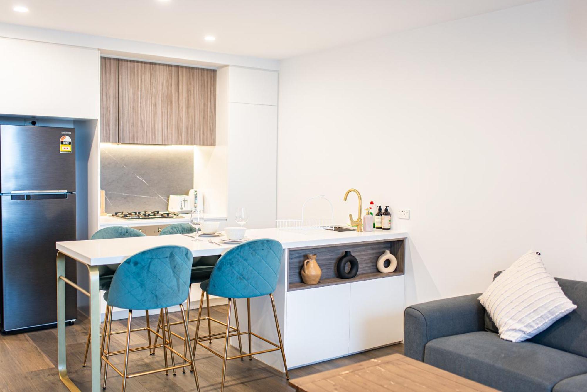 Apartment Next To Public Station, Boxhill Central, 2 Bedrooms, Free Parking And Wifi Box Hill Exterior photo