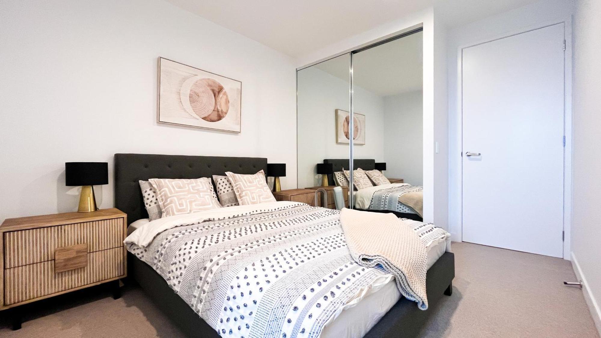 Apartment Next To Public Station, Boxhill Central, 2 Bedrooms, Free Parking And Wifi Box Hill Exterior photo