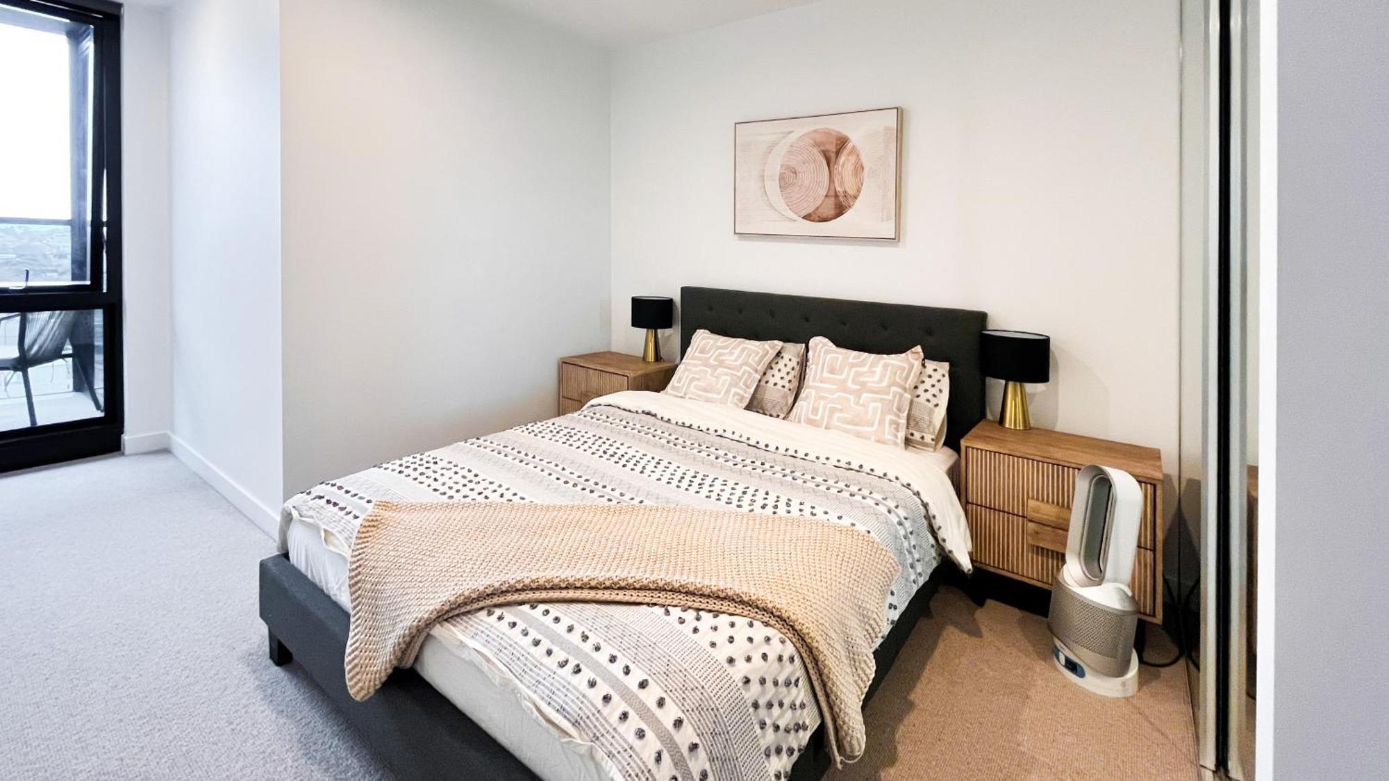 Apartment Next To Public Station, Boxhill Central, 2 Bedrooms, Free Parking And Wifi Box Hill Exterior photo